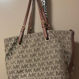 Michael Kors Tote